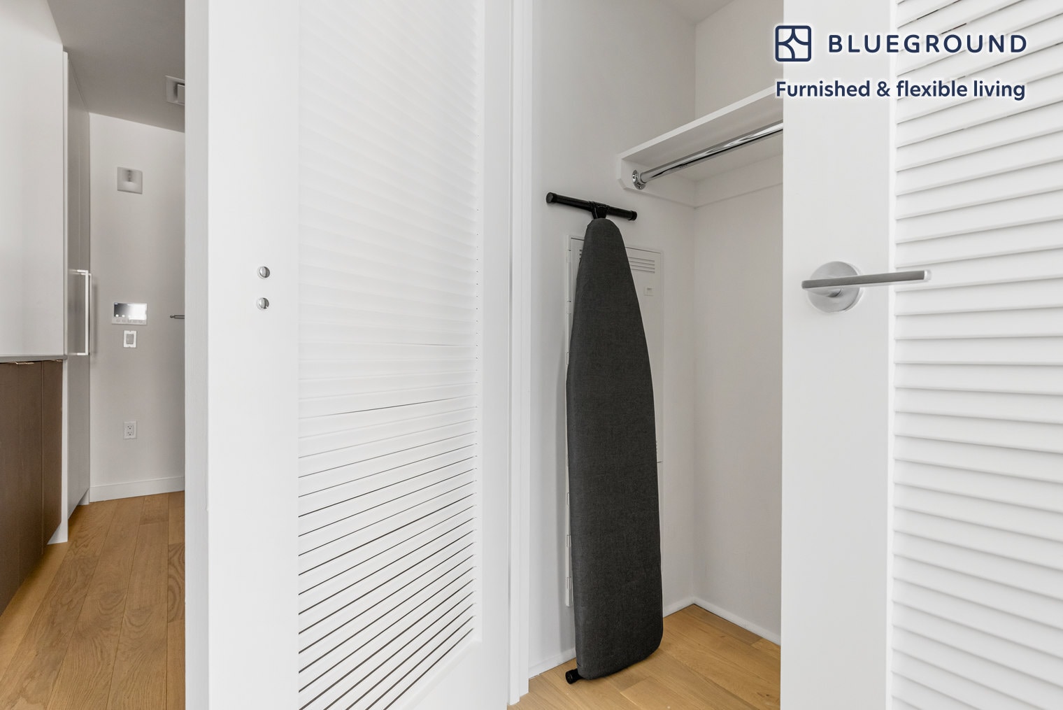 Building Photo - 243 W 28th St