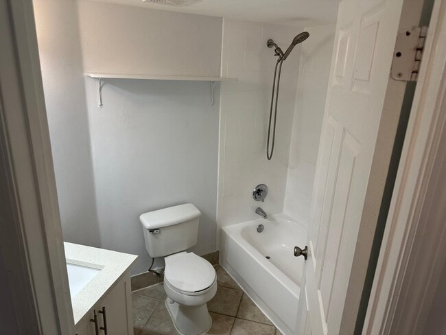 Building Photo - 4179 N Haverhill Rd