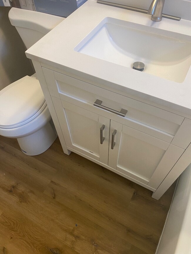 Building Photo - 1728 W 150th St