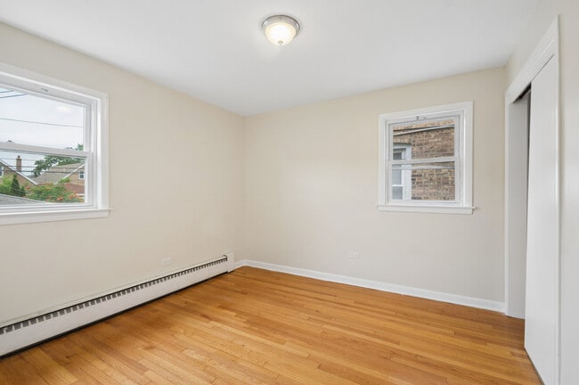 Building Photo - 4736 S Tripp Ave
