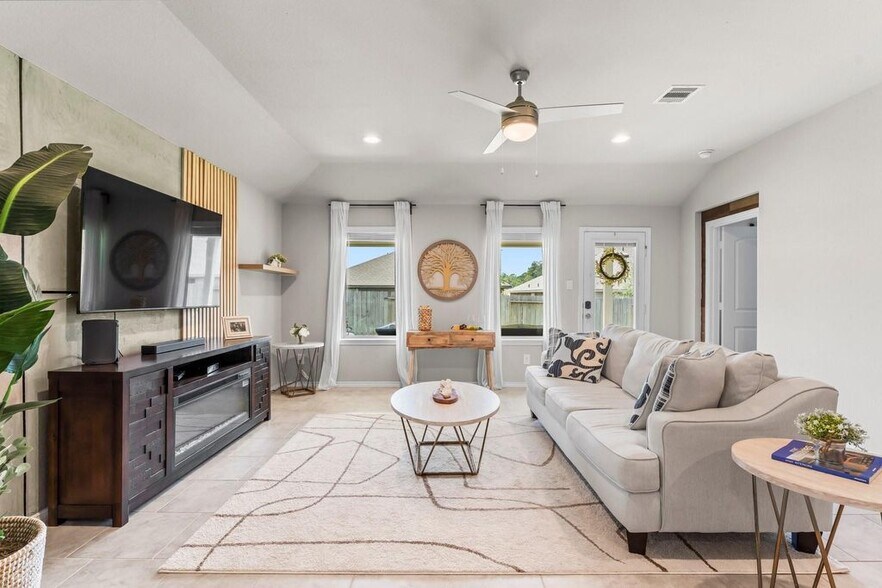 Building Photo - 3525 Pearl Mill Ln