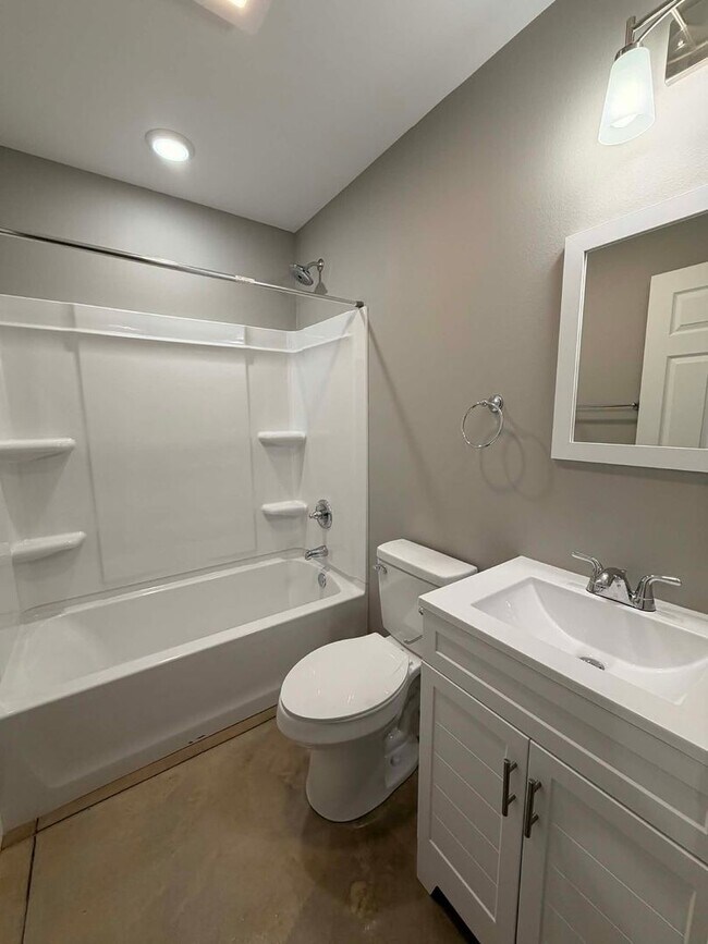 Building Photo - *CM 285-287 S 4th St