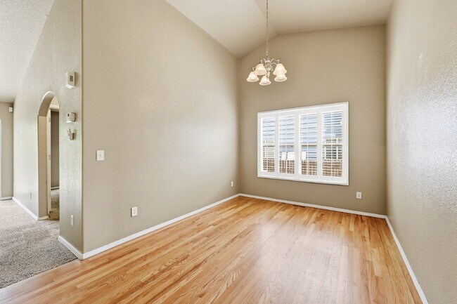 Building Photo - $2,645.95, 4 bed, 4 bath, located in Colorado Springs with a finished basement.