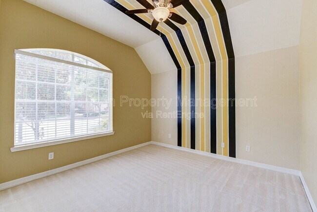 Building Photo - 14407 Jessica Falls Cir