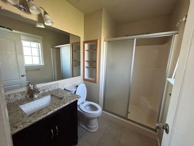 Building Photo - Lots of NEW