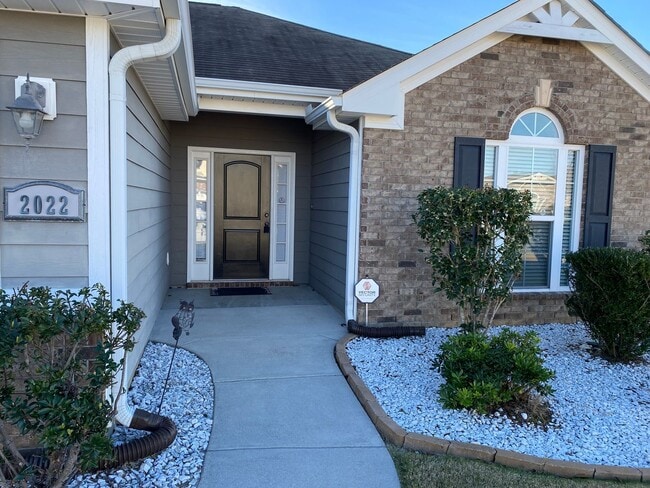 Building Photo - 2022 Hatton Ct