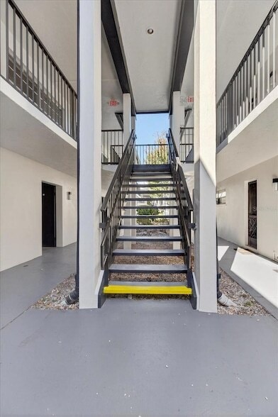 Building Photo - 1146 King Arthur Ct