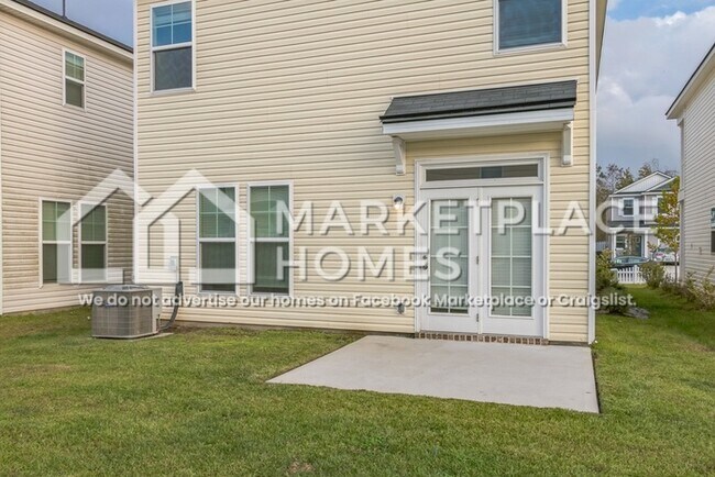 Building Photo - 24 Pomona Cir