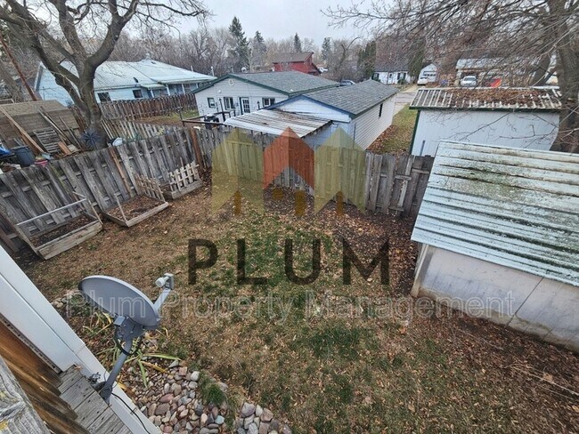 Building Photo - 929 S Johnson St