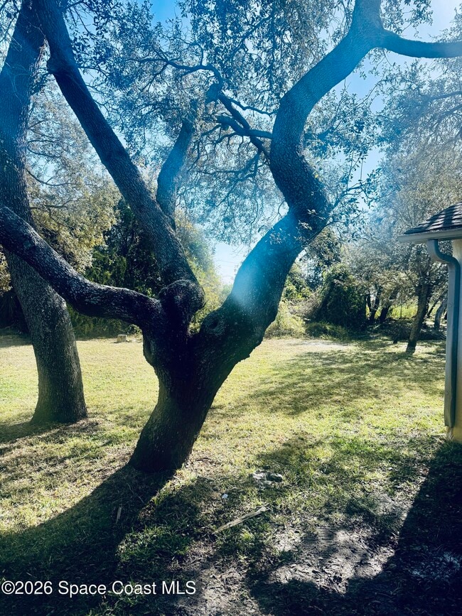 Building Photo - 4795 Riverside Rd