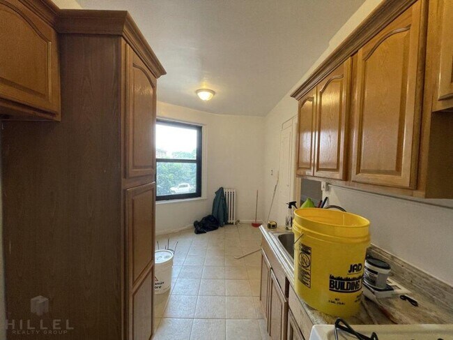 Building Photo - 1 bedroom in FLUSHING NY 11358