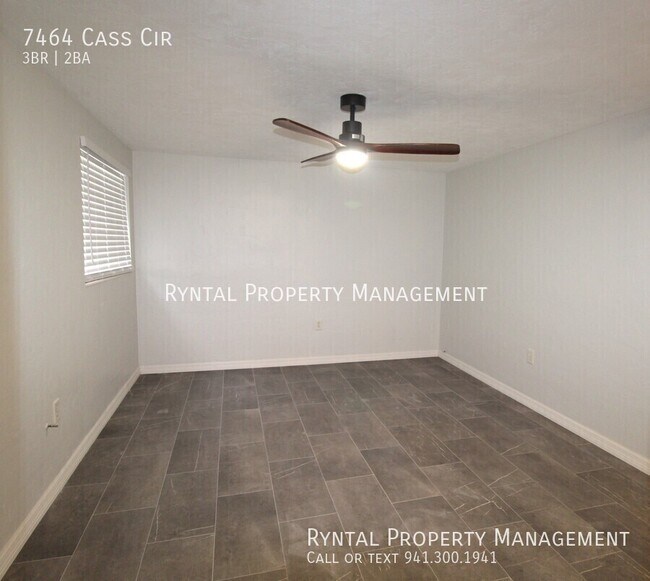 Building Photo - 7464 Cass Cir