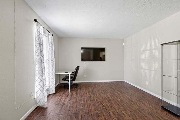 Building Photo - 9021 Gaylord Dr