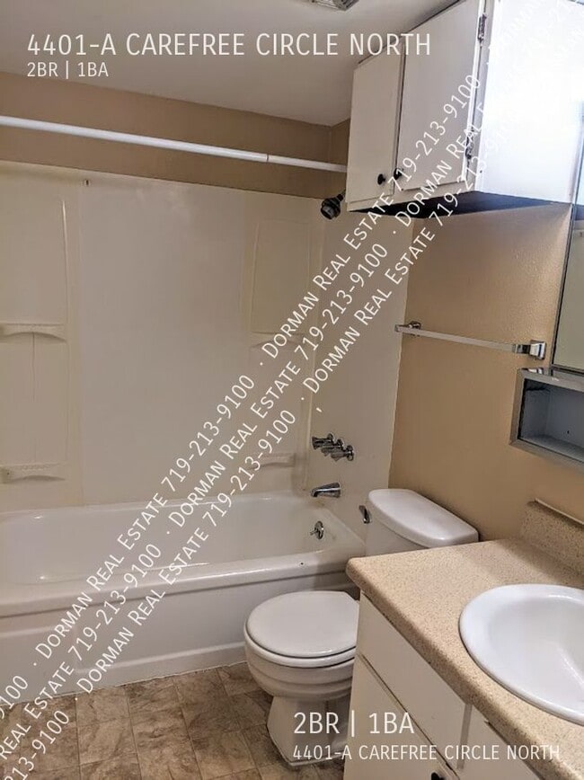 Building Photo - 4401 Carefree Cir N