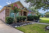 Building Photo - 4902 Lake Catherine Ct