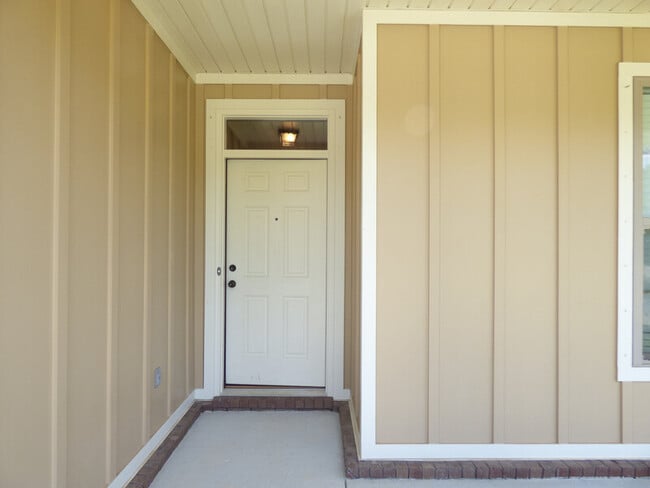 Building Photo - 5204 Parkside Dr