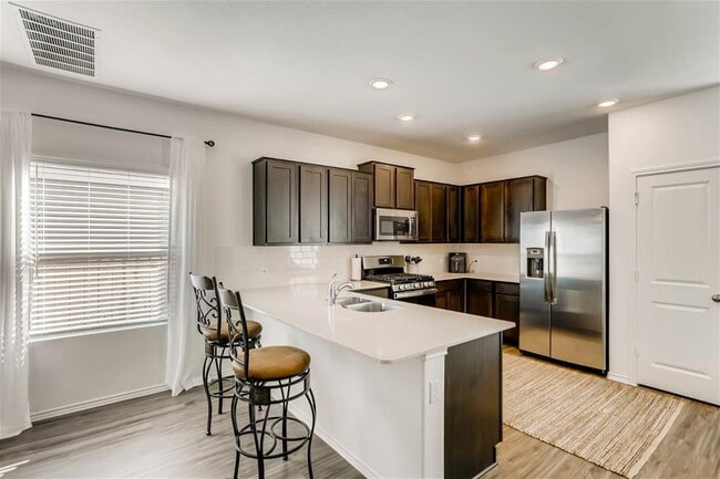 Building Photo - 3901 Fort Collins Way