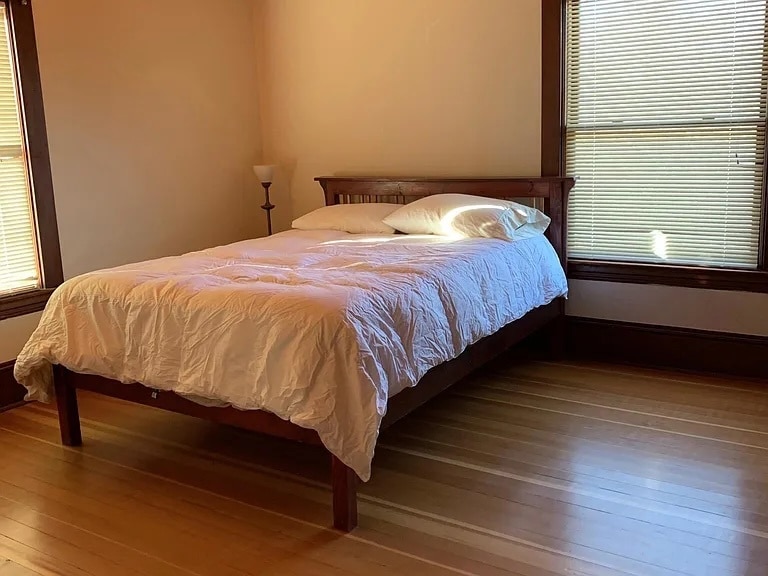 2nd floor NW bedroom - 4054 NE Rodney Ave