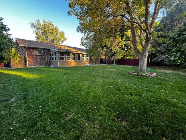 Building Photo - Gorgous Home For Rent In Brush!