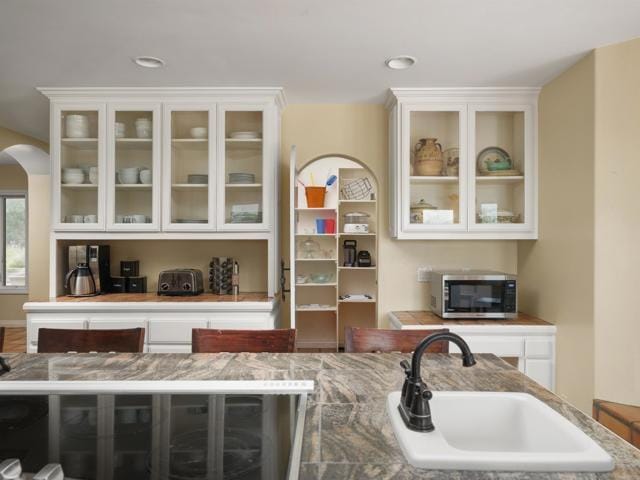 Building Photo - 20784 Fortuna Del Norte