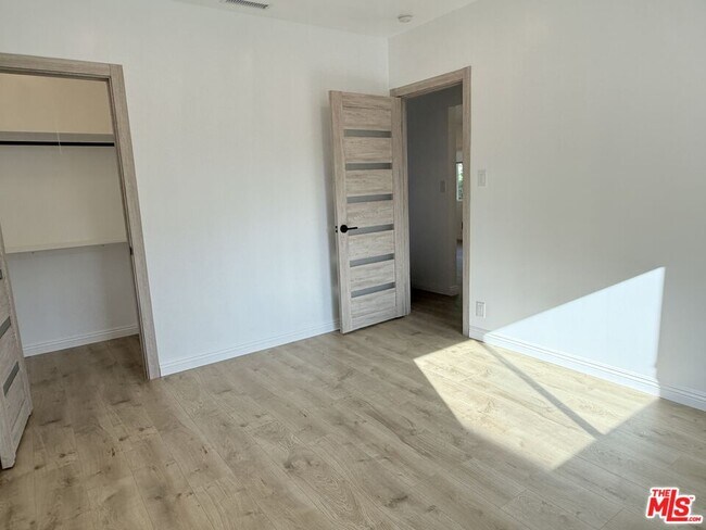 Building Photo - 7512 Norton Ave