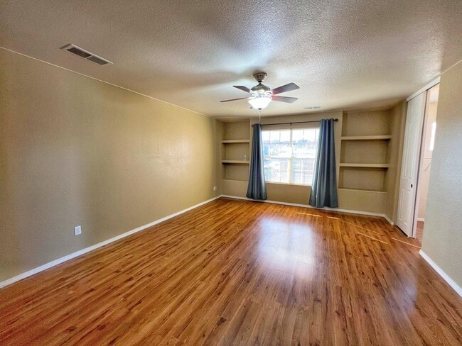 Building Photo - 10504 Woodquail Dr NW