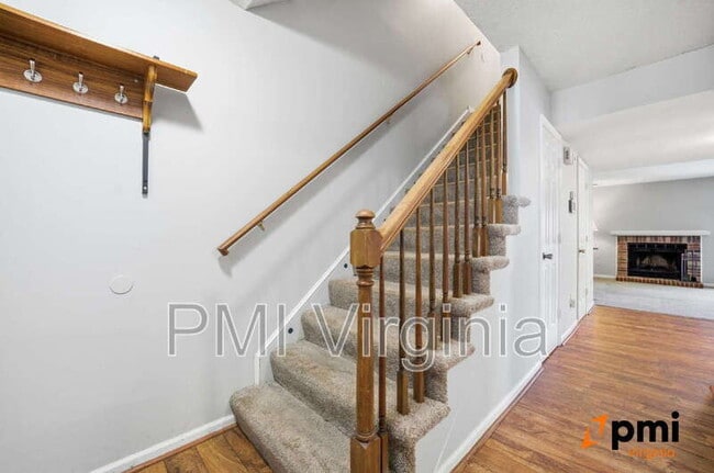 Building Photo - 1957 Darnell Dr