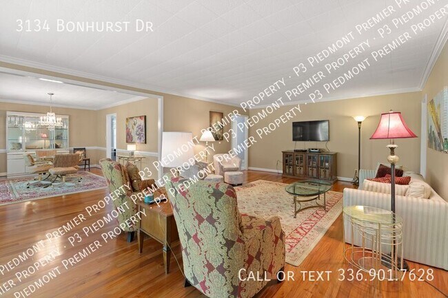Building Photo - 3134 Bonhurst Dr