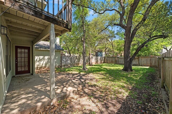 Building Photo - 8006 Tuscarora Trail