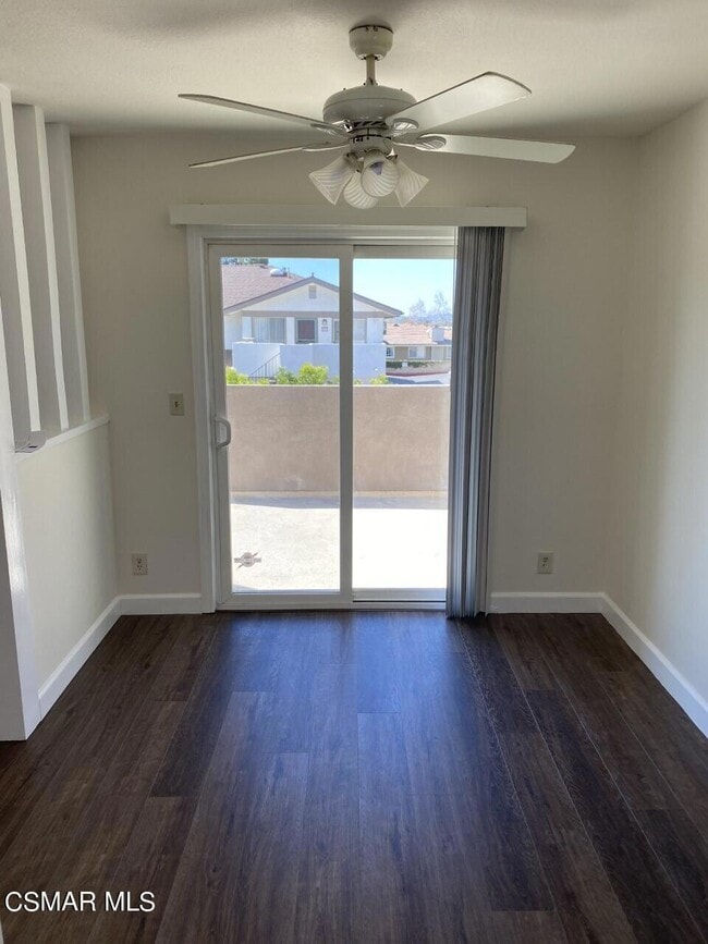 Building Photo - 224 Gazania Ct