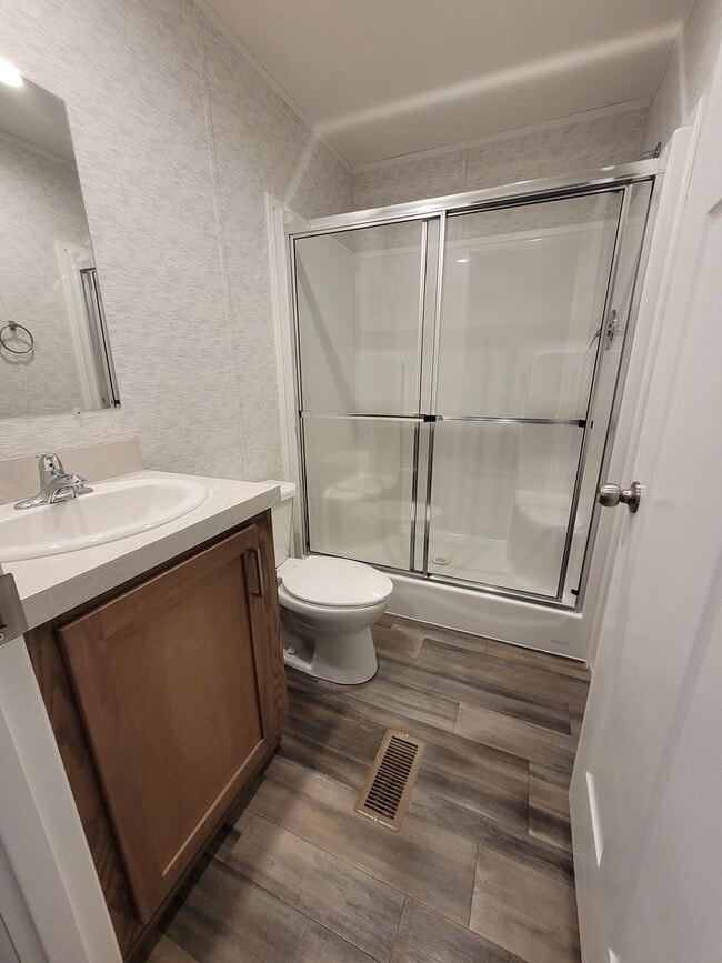 Building Photo - New 2 Bedroom Mobile Home-Denver