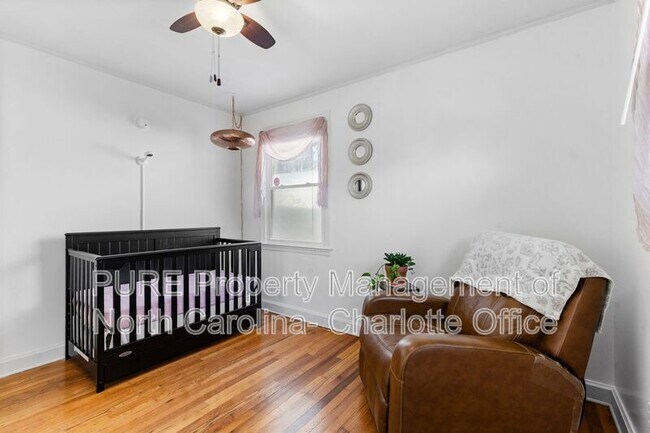 Building Photo - 1638 Academy St