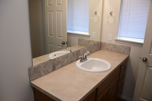 Building Photo - 51325 Mitts Way
