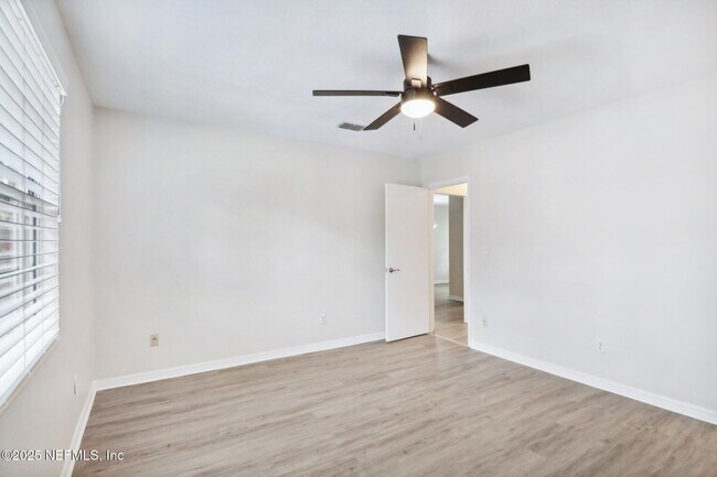 Building Photo - 1846 Mallory St