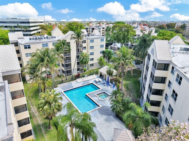 Building Photo - 8343 Lake Dr