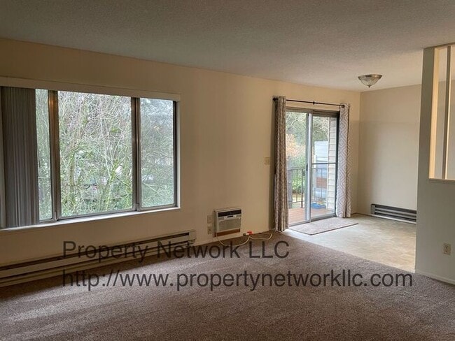 Building Photo - Greenbrook Condominium 2 Bedroom with Garage