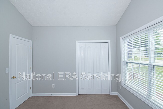 Building Photo - 65 Weldon Pl