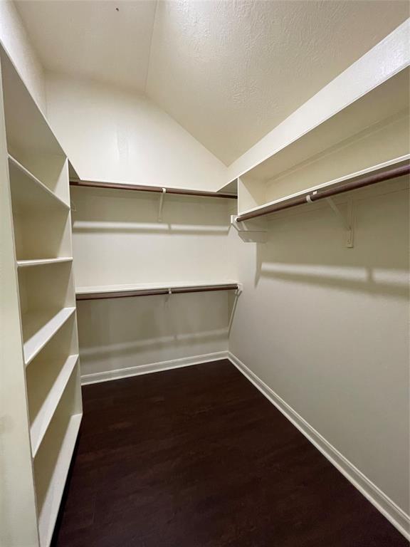 Building Photo - 951 Oak Terrace Dr