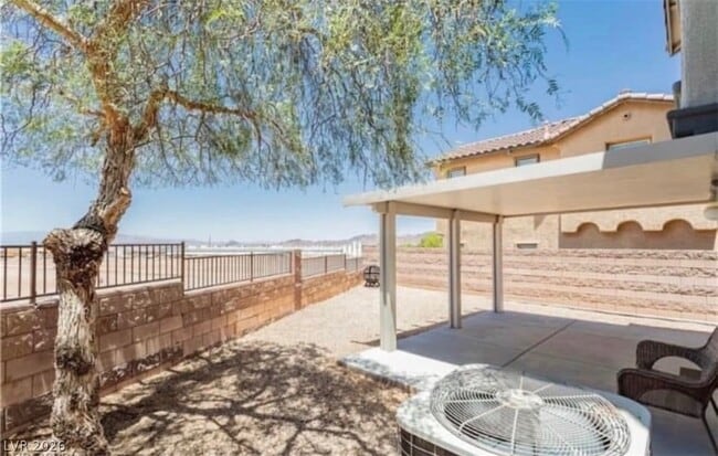 Building Photo - 1147 Paradise Vista Dr