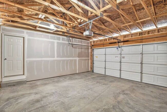 Building Photo - 5484 Eagle Glen Dr SW