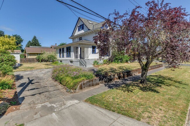 Building Photo - Historic Elegance Meets Modern Comfort – Beautifully Restored 1904 Victorian in the Heart of Fore...