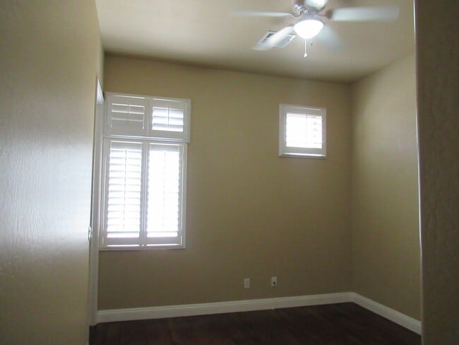 Building Photo - 4 Bedroom Home in Gilbert