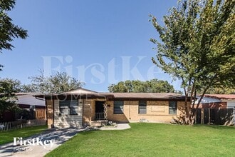 Building Photo - 1421 Belmont St