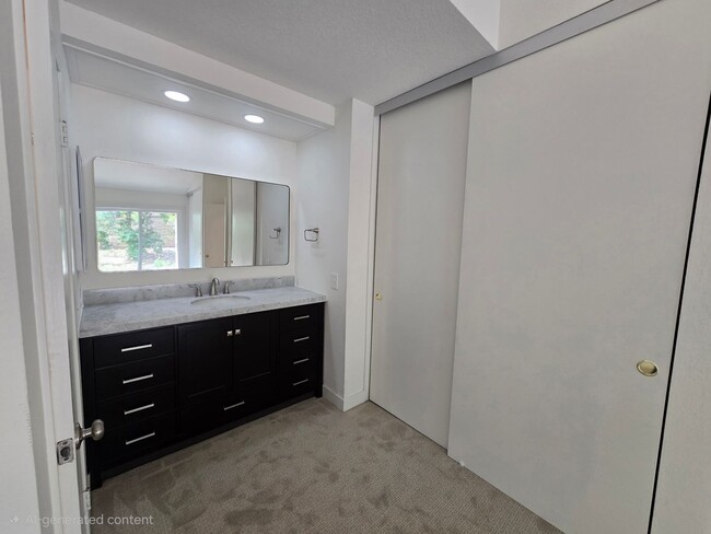 Building Photo - Victoria Neighborhood Single Story Home