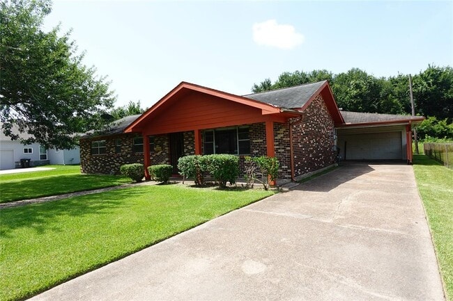 Building Photo - 3030 Dawson Ln