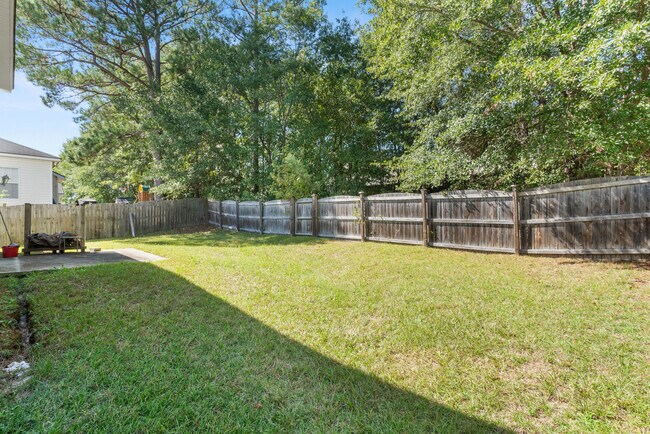 Building Photo - 109 Summer Vale Dr