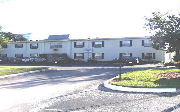 Building Photo - Kingston Court Apartments