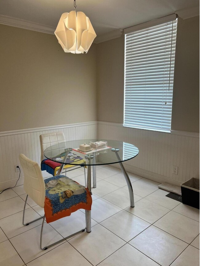 Building Photo - 777 S Federal Hwy