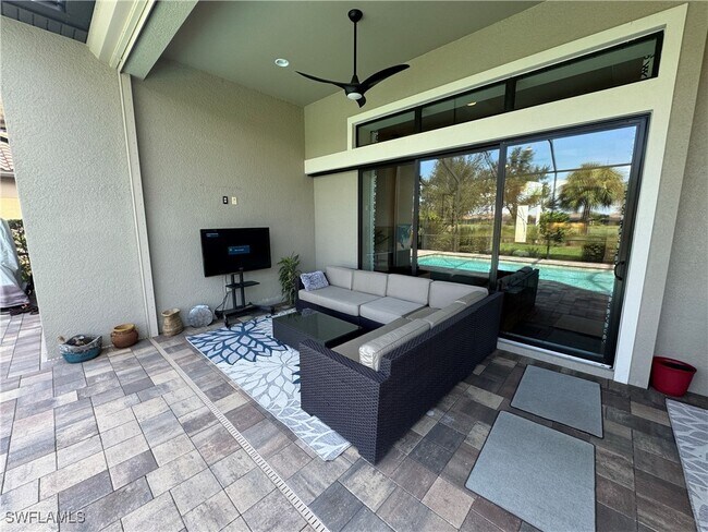 Building Photo - 9262 Rialto Ln