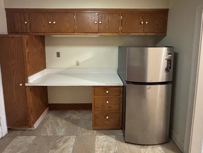 Interior Photo - 2114 N Summit